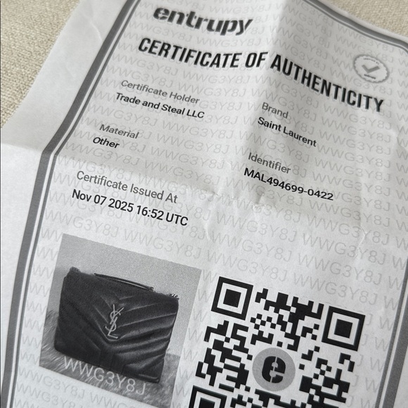 Authentic Saint Laurent Loulou small Quilted leather Shoulder Bag w/ COA - Picture 15 of 15